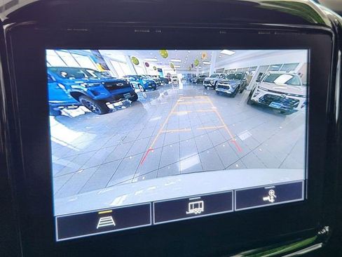 Certified 2023 Chevrolet Traverse LT AWD/4WD image 24