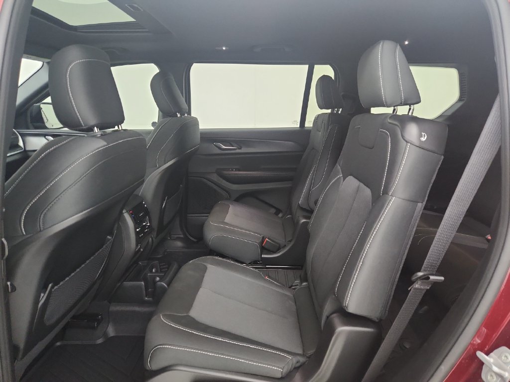 Certified 2025 Jeep Grand Cherokee L Laredo w/ Luxury Tech Group I AWD/4WD image 35