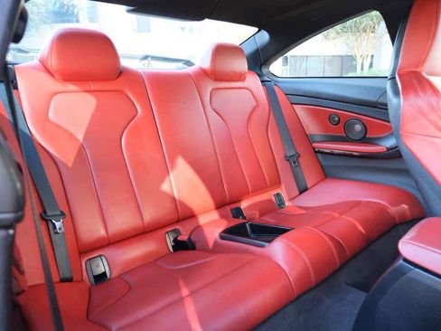 Used 2016 BMW M4 Coupe image 22