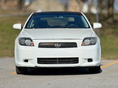 Used 2010 Scion tC FWD image 8