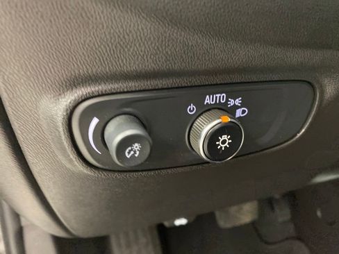 Used 2024 Chevrolet Equinox LT AWD/4WD image 31