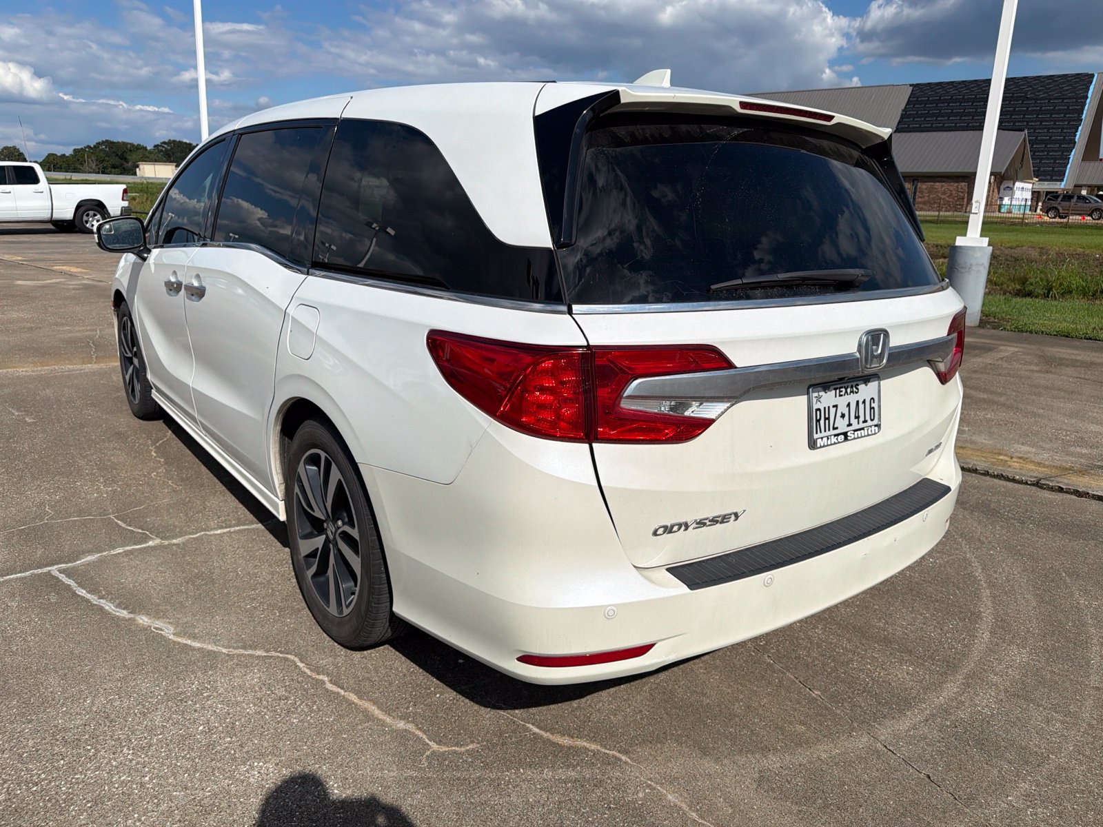 Used 2018 Honda Odyssey Elite image 8