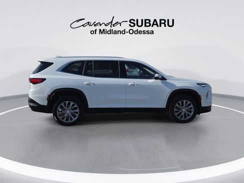 Used 2025 Buick Enclave Preferred FWD image 9