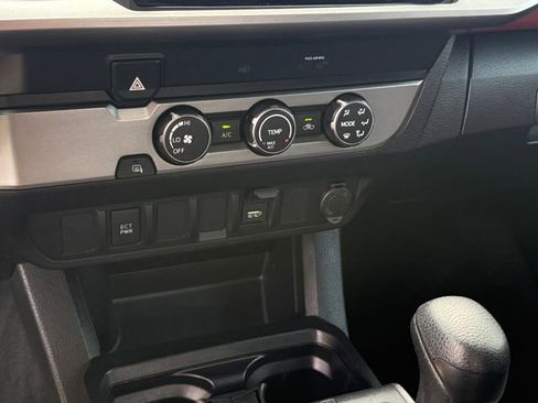 Used 2023 Toyota Tacoma SR5 RWD image 21