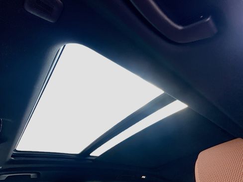 New 2026 BMW X5 sDrive40i image 16