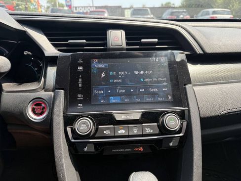 Used 2018 Honda Civic EX image 16
