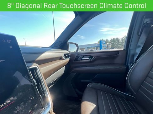 Used 2026 GMC Yukon XL Denali Ultimate AWD/4WD image 21