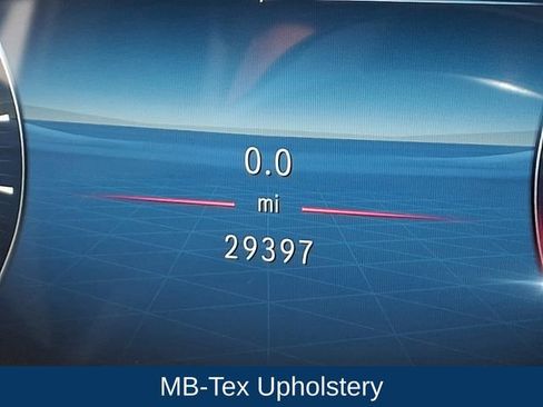 Used 2023 Mercedes-Benz GLC 300 4MATIC image 22