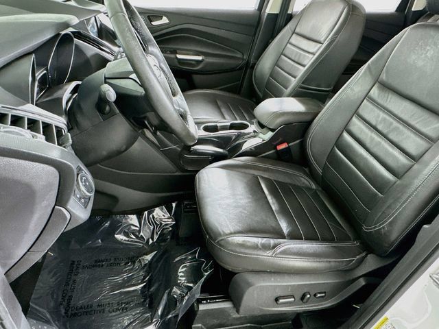 Used 2016 Ford Escape Titanium AWD/4WD image 9