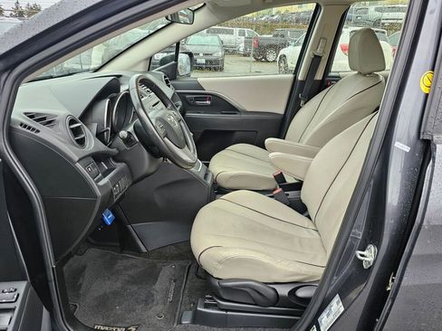 Used 2014 MAZDA MAZDA5 Grand Touring image 19