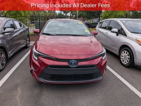Certified 2024 Toyota Corolla LE FWD image 2