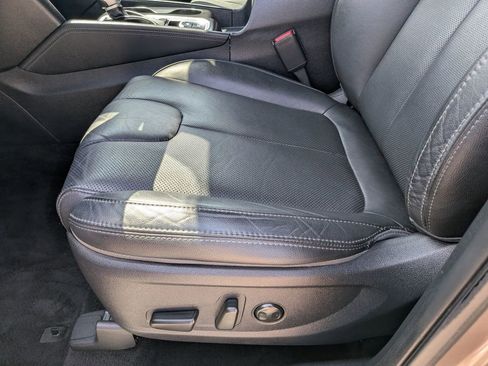 Used 2020 Hyundai Santa Fe SEL w/ Convenience + Premium Package FWD image 22