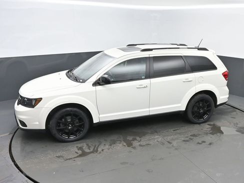 Used 2018 Dodge Journey GT w/ Nav & Sun Group image 41