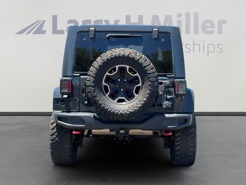 Used 2016 Jeep Wrangler Unlimited Rubicon AWD/4WD image 5