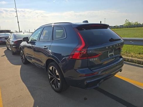 Used 2026 Volvo XC60 B5 Plus AWD/4WD image 3