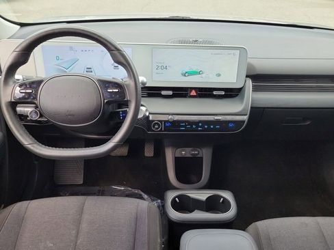 Used 2024 Hyundai Ioniq 5 SEL image 14