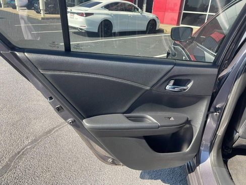 Used 2017 Honda Accord Sport image 16