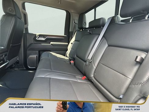 Used 2025 GMC Sierra 3500 Denali w/ Denali Reserve Package AWD/4WD image 27