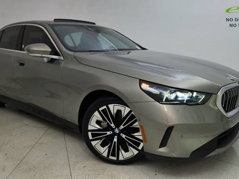 Used 2026 BMW 540i xDrive AWD/4WD image 93