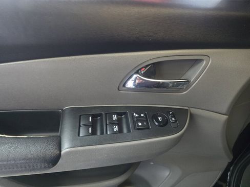 Used 2015 Honda Odyssey EX image 18