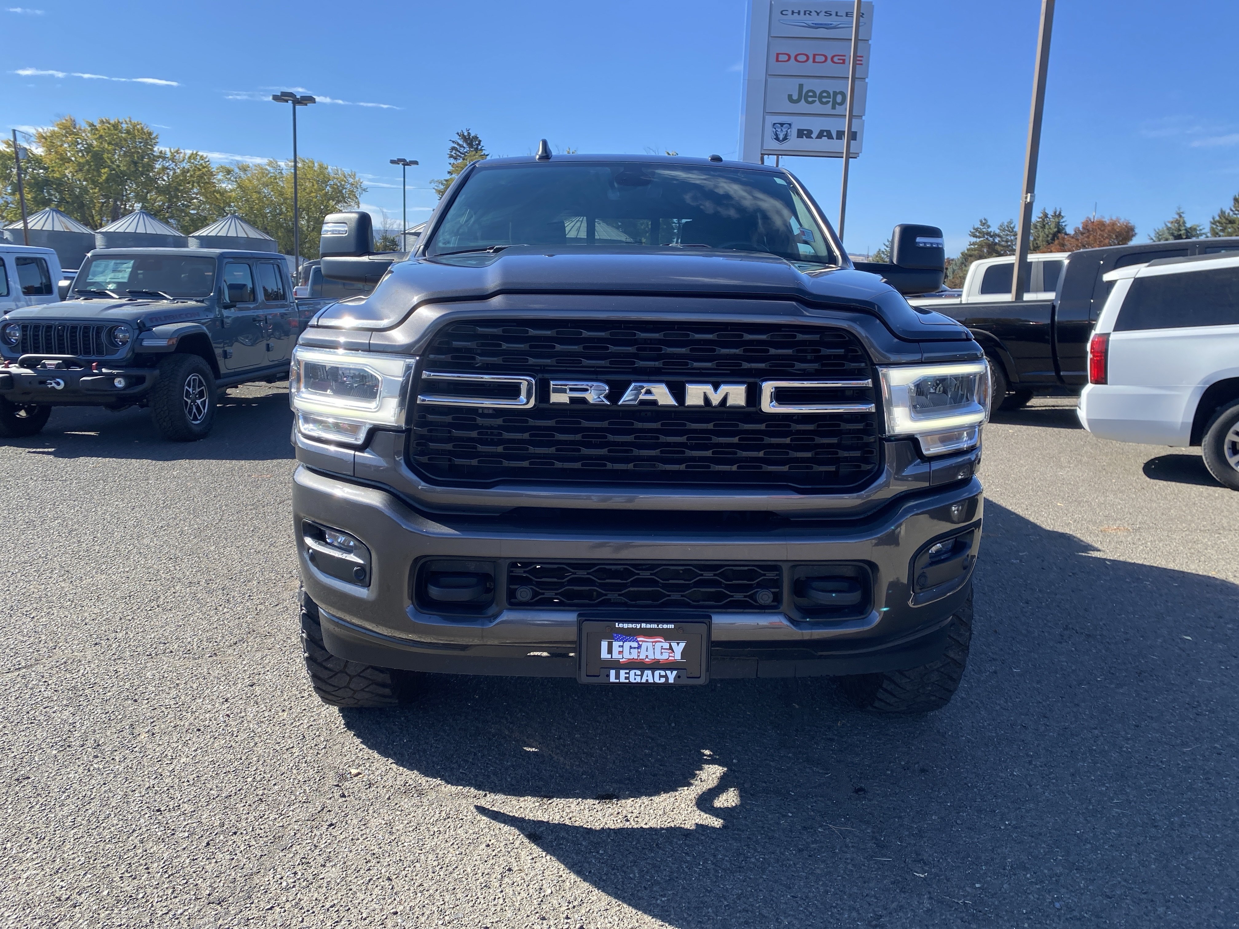 Used 2023 RAM 2500 Big Horn AWD/4WD image 9
