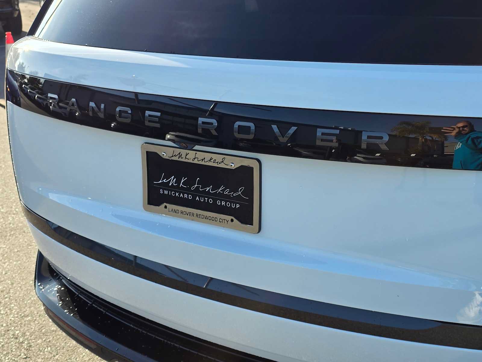 New 2025 Land Rover Range Rover Long Wheelbase SE AWD/4WD image 13