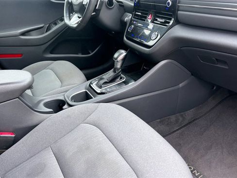 Used 2021 Hyundai Ioniq SEL image 18