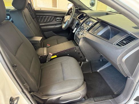 Used 2018 Ford Taurus Police Interceptor w/ Ready For The Road Package FWD image 39
