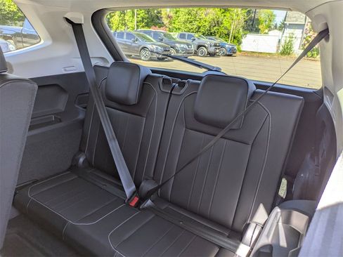 Certified 2023 Volkswagen Tiguan SE image 27