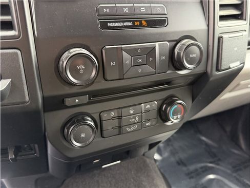 Used 2018 Ford F150 XL w/ Equipment Group 101A Mid RWD image 40