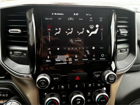 Used 2019 RAM 2500 Laramie image 22