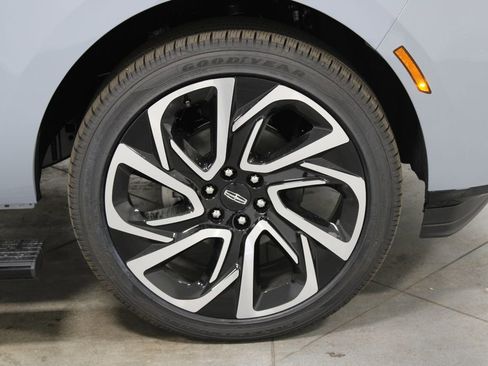 New 2026 Lincoln Navigator L Reserve image 13