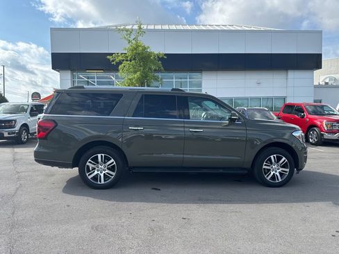 Used 2024 Ford Expedition Max Limited AWD/4WD image 8