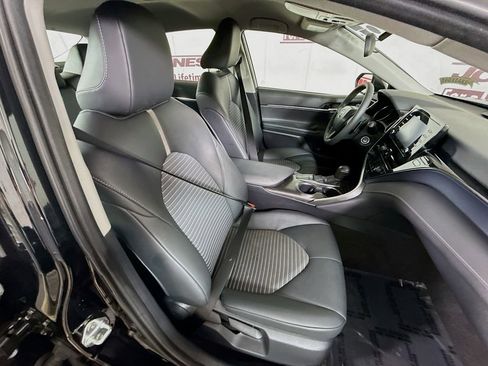 Certified 2024 Toyota Camry SE image 29