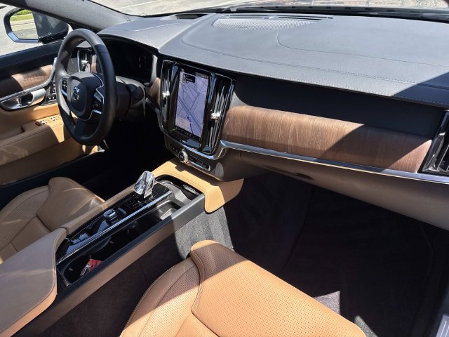 Used 2023 Volvo S90 B6 Ultimate AWD/4WD image 29