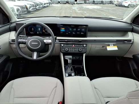 New 2026 Hyundai Tucson SE image 5