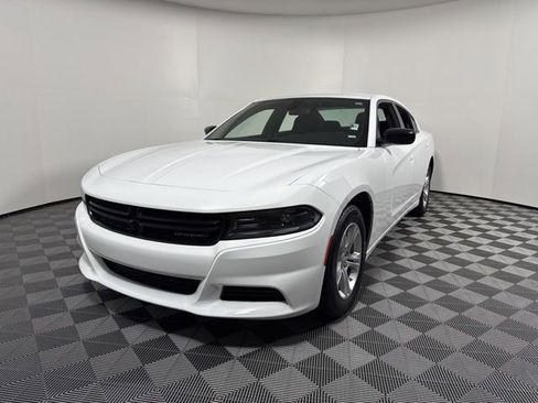 Used 2023 Dodge Charger SXT image 1