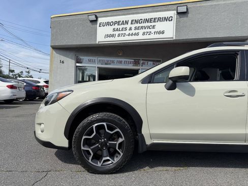 Used 2014 Subaru Crosstrek 2.0i Limited AWD/4WD image 10