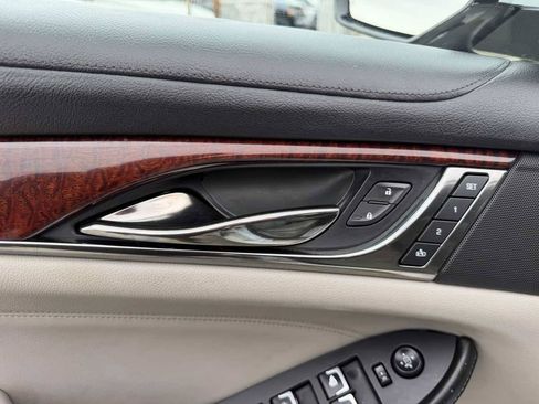 Used 2018 Cadillac CTS Sedan image 11