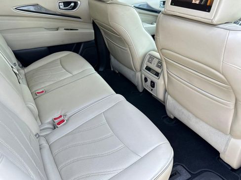 Used 2017 INFINITI QX60 FWD w/ Premium Plus Package image 30