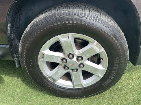 Used 2016 GMC Acadia SLE image 44