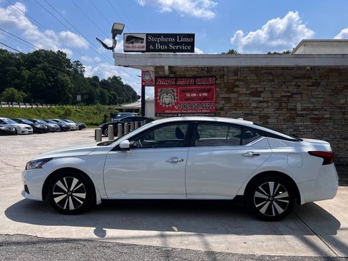 Used 2021 Nissan Altima 2.5 SV FWD image 3