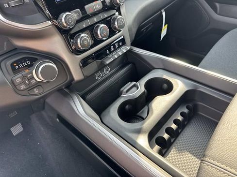 New 2026 RAM 1500 4x4 Crew Cab image 27