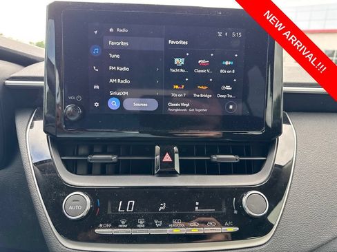 Used 2025 Toyota Corolla LE FWD image 9