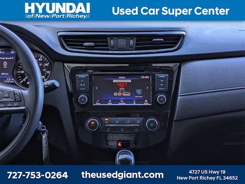 Used 2020 Nissan Rogue S image 19