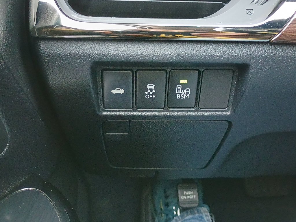 Used 2014 Toyota Avalon XLE Touring FWD image 18