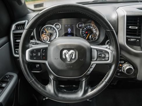 Used 2022 RAM 1500 Big Horn AWD/4WD image 34