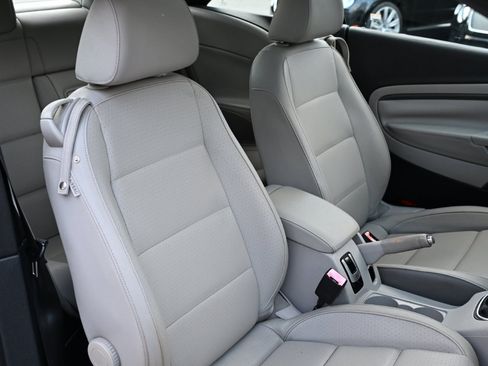 Used 2007 Volkswagen Eos 2.0T image 26