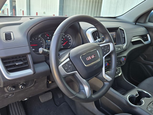 Used 2024 GMC Terrain SLE w/ Driver Convenience Package FWD image 19