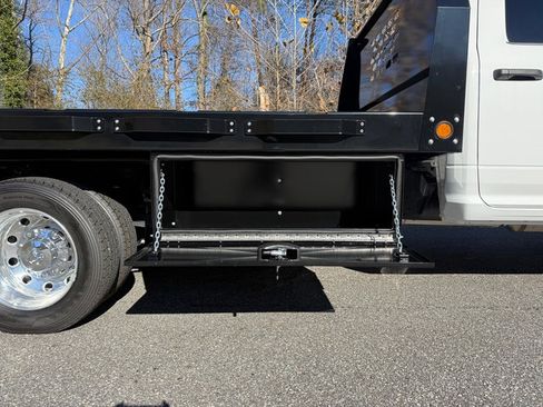 New 2026 RAM 5500 Tradesman w/ Chrome Appearance Group AWD/4WD image 7